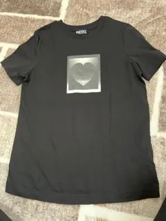 美品DIESEL ブラック Tシャツ ハートプリント
