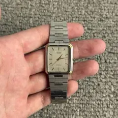 稼働91s vintage seiko dolce縦ストライプ メンズ腕時計qz - メルカリ