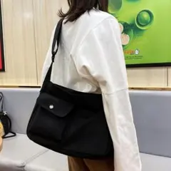 ショルダーバッグ　レディース　メンズ　斜めがけ　大容量　キャンバス　軽量　無地