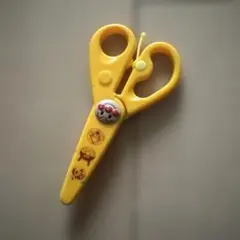 アンパンマンはじめてハサミ