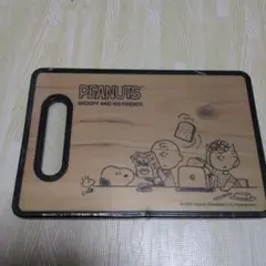 PEANUTS スヌーピー カッティングボード まな板のサムネイル