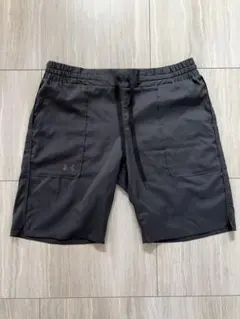 レディース　UNDER ARMOUR アンダーアーマー ハーフパンツ 黒 LG