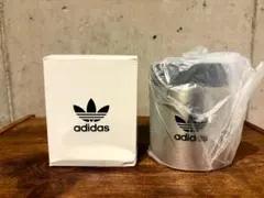 Item thumbnail for item 3bf25b6d-5f9b-42ca-a589-10da960ebe9a