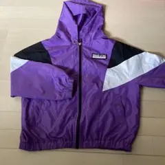 フード付きパープルジャケット