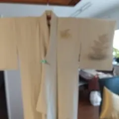 モスグリーンの古典模様の付下げ