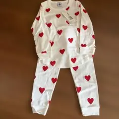 【新品未使用❣️】PETIT BATEAU ハート柄 上下セット　キッズパジャマ