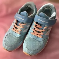 ニューバランス　スニーカー　20cm