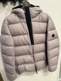 2025年最新】モンクレール ダウンジャケット グレーの人気アイテム