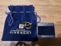 2026年最新】givenchy ブローチの人気アイテム - メルカリ
