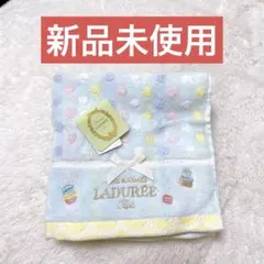 新品未使用 LADUREE ハンカチ ギフト プレゼント 春 おしゃれ タオルのサムネイル