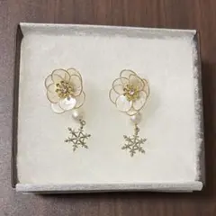 Item thumbnail for item 2d983faa-8196-44cf-afd7-4852e665b73d