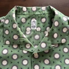 SHIRT KATO 半袖シャツ グリーン 幾何学パターンオープンカラーのサムネイル