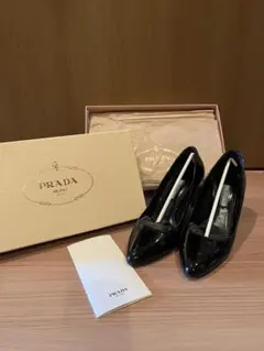 PRADA サイズ38 エナメルパンプス 黒のサムネイル