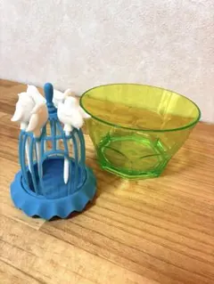 フェリシモ ZAN'S GLOBAL 鳥と鳥かごのピックのサムネイル