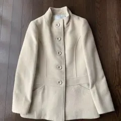 ベージュ ノーカラージャケット