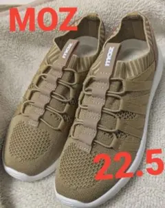 MOZ スニーカー　春夏向けニットスニーカー　22.5cm 未使用品お値引き中！のサムネイル