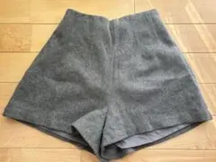 グレー ショートパンツ ポケット付き