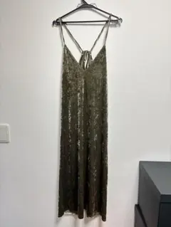 オリーブ ベルベット キャミワンピース