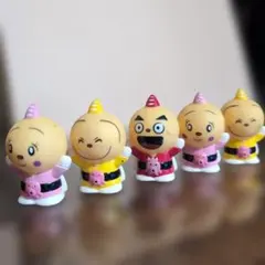 たこやきマントマン 5体。