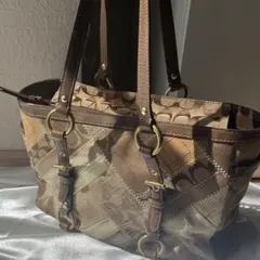 希少 Coach ブラウン パッチワーク シグネチャー トートバッグ