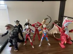 超動ウルトラマン フィギュア まとめ売り - メルカリ