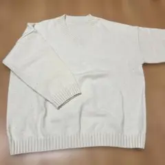 SHEIN アイボリー Vネック 長袖セーター Mサイズ