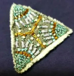 ビーズ★刺繍★ブローチ