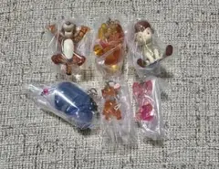 【新品未開封】プーさんめじるしアクセサリー　6種 セミコンプ
