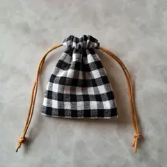 ミニ巾着袋　裏地つき　ギンガムチェック大③