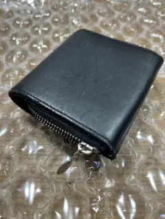 ブラックレザー 二つ折り財布