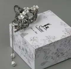 バンスクリップ　 花 パール ヘアクリップ 桜 韓国 オルチャン 黒　グレー