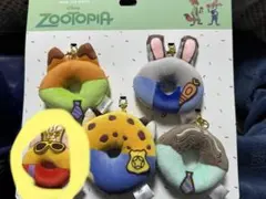 ズートピア　ぬいぐるみキーホルダー　ドーナツ