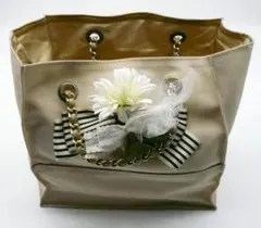 Item thumbnail for item 7d8aa8ca-8ee3-4a53-9b45-8561defbeb20