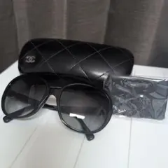 2026年最新】chanel サングラスケースの人気アイテム - メルカリ