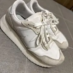 New Balance ホワイト スニーカー