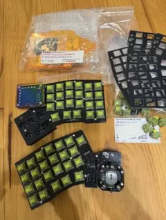 keyball39 黒仕様 親指ロープロ静音軸+親指レアキーキャップ - メルカリ