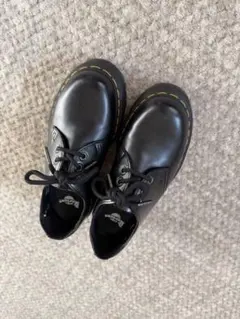Dr. Martens ブラックレースアップシューズ