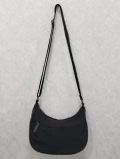 黒 ショルダーバッグ シンプル ブラック