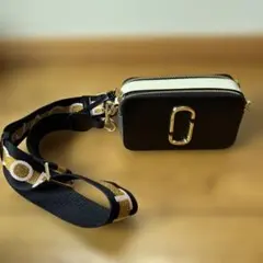 MARC JACOBS 新品未使用 ボディバック ウエストポーチ 良品✨マークジェイコブス ウエストポーチ ボディバッグ 黒 ブラック