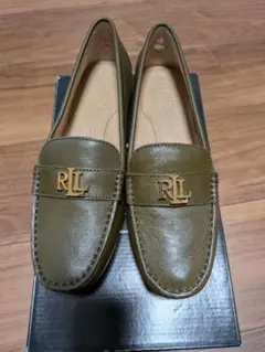 【未使用】LAUREN RALPH LAUREN ローファー オリーブのサムネイル