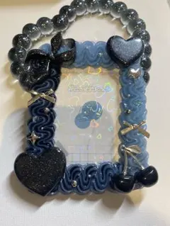 Item thumbnail for item 015de064-49c5-47fe-8323-fdbe5f4f5bdd