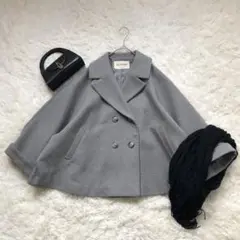 美品✨Ray BEAMS レイビームス オーバーサイズフレアピーコート グレーのサムネイル