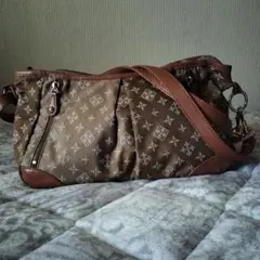 斜めがけバッグ ショルダーバッグ