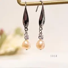 バロック淡水パール(爽やかオレンジ)＆キュービックジルコニア　ピアス