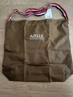 【新品】AIGLE 折りたたみショルダーバッグのサムネイル