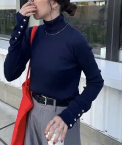 一度着用のみ美品【DISCOAT】リブ袖口ボタンタートル