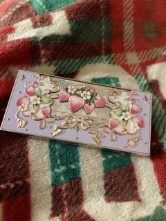 フラワーノーズストロベリー ロココ アイシャドウパレットスタームーンストロベリー