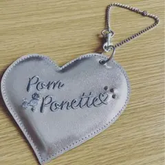 【未使用品】ポンポネット　パスケース　シルバー・ハート型