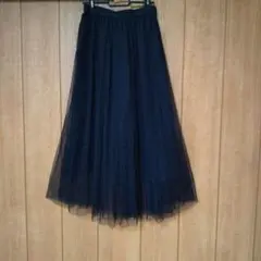 黒いチュールロングスカート