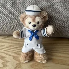 ダッフィー　ぬいぐるみバッジ ダッフィー ぬいぐるみバッジ - メルカリ